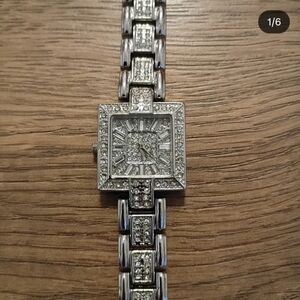 Elegant Silver Women's Watch